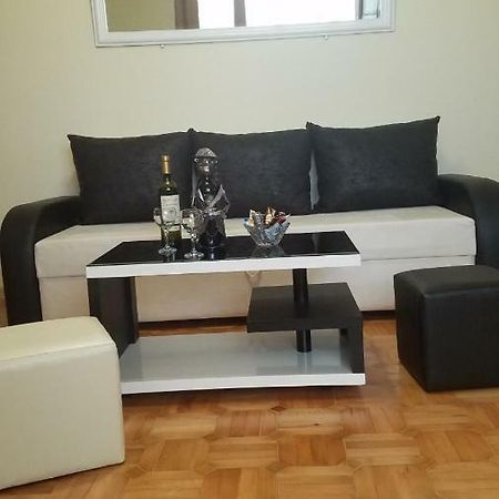 Marini Apartamento Tbilisi Exterior foto