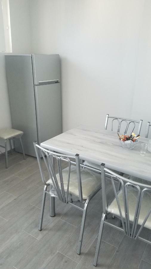 Marini Apartamento Tbilisi Exterior foto