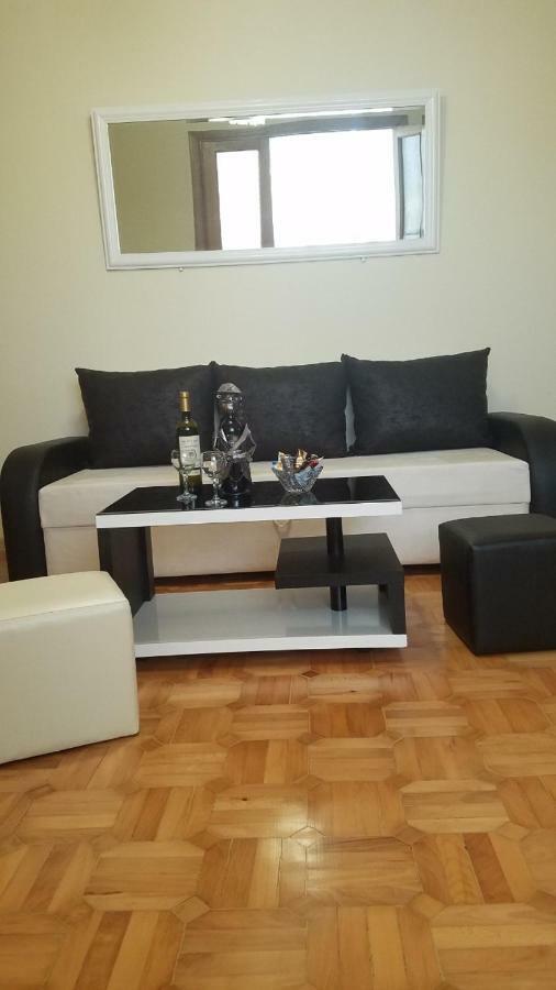 Marini Apartamento Tbilisi Exterior foto