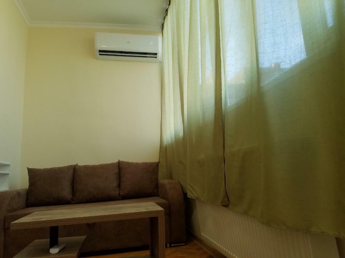 Marini Apartamento Tbilisi Exterior foto